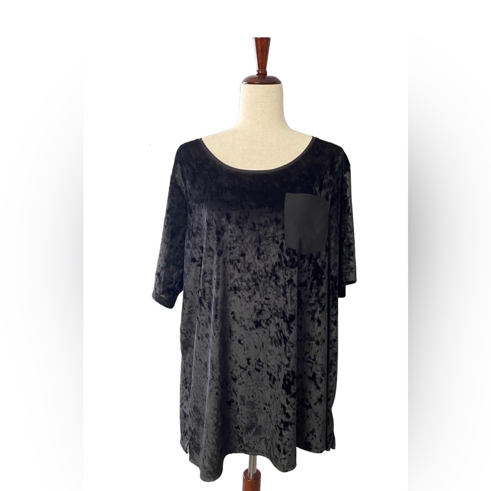 Evri Black Crushed Velvet Stretch Short Sleeve Top Plus Size 2X